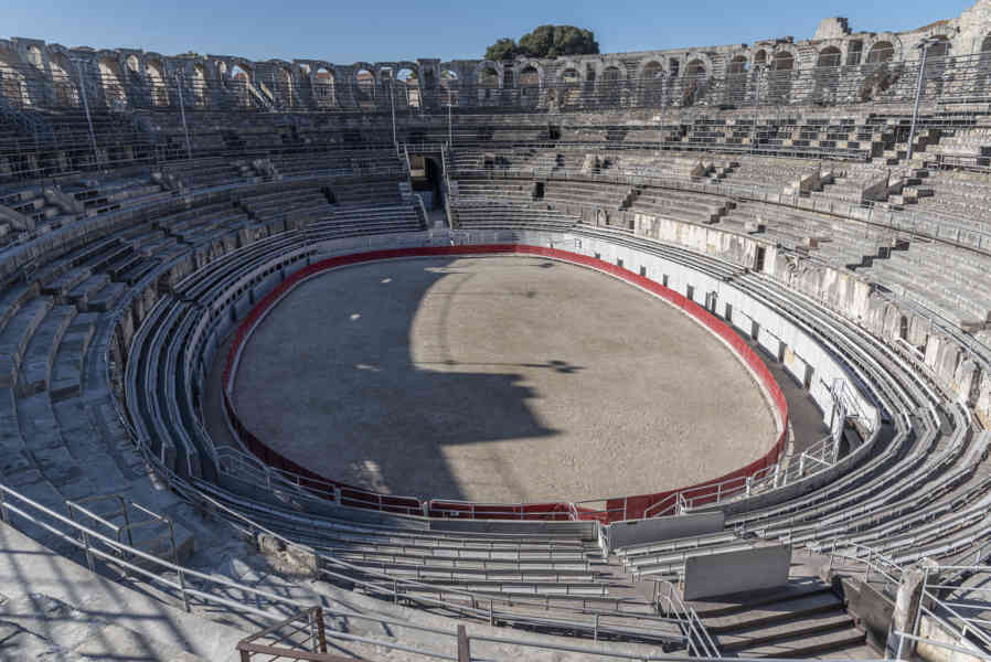 Francia - Arles 028 - Anfiteatro.jpg